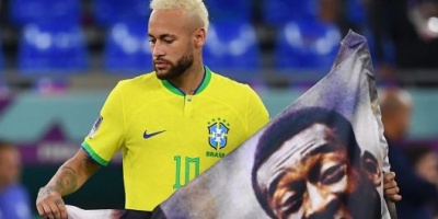 "Que se recupere lo antes posible", dijo Neymar dedicandole el triunfo a Pelé  <div> </div>
